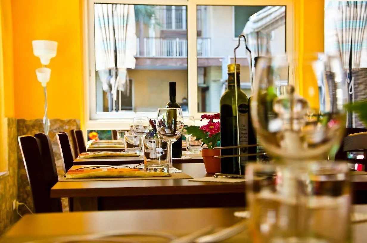 Hotel Rosengarden Pietra Ligure 0*,